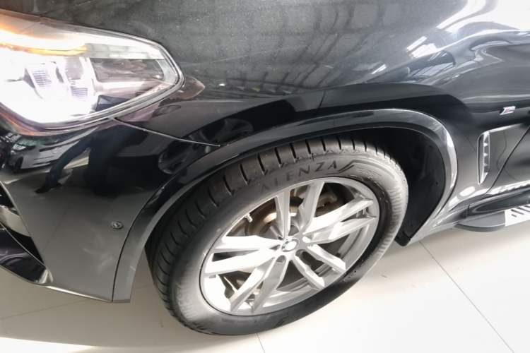 Used BMW X3 2020 xDrive28i M Sport Package Left Front Wheel Hub