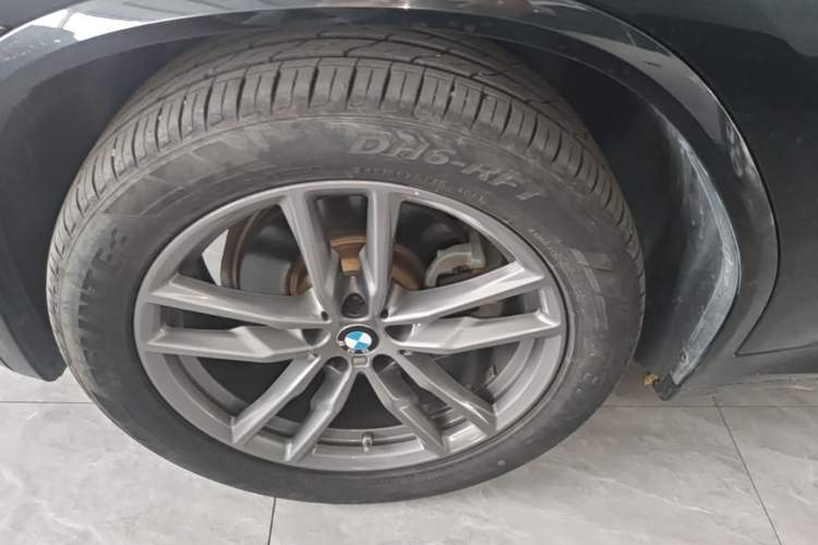 Used BMW X3 2020 xDrive28i M Sport Package Left Front Wheel Hub