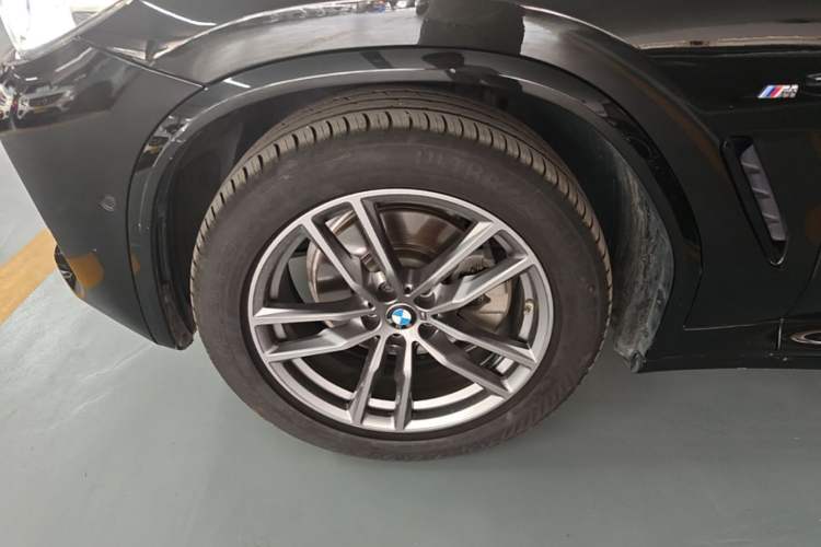 Used BMW X3 2020 xDrive25i M Sport Package Left Front Wheel Hub