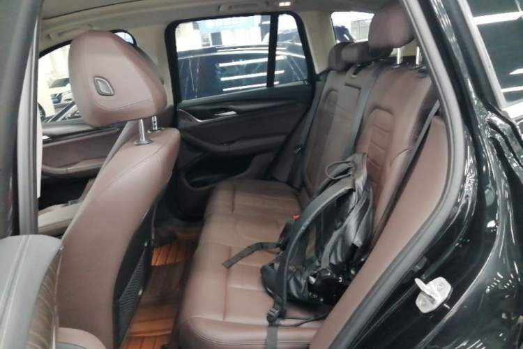 Used BMW X3 2020 xDrive25i M Sport Package Left Rear Seat