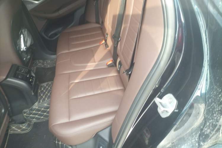 Used BMW X3 2020 xDrive25i M Sport Package Left Rear Seat