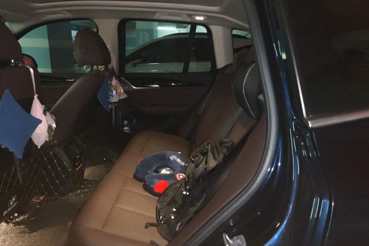Used BMW X3 2020 xDrive25i M Sport Package Left Rear Seat