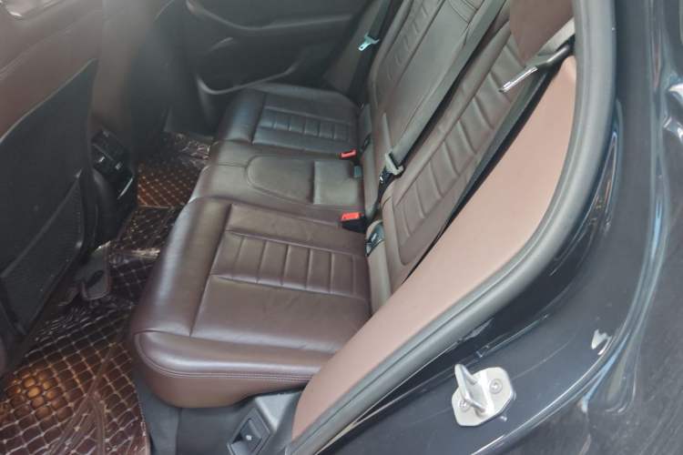 Used BMW X3 2020 xDrive30i Luxury Model with M Sport Package Left Rear Seat
