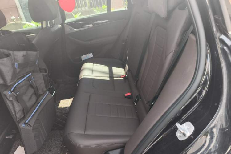 Used BMW X3 2020 xDrive25i M Sport Package Left Rear Seat