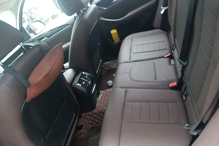 Used BMW X3 2020 xDrive25i Luxury Package Left Rear Seat