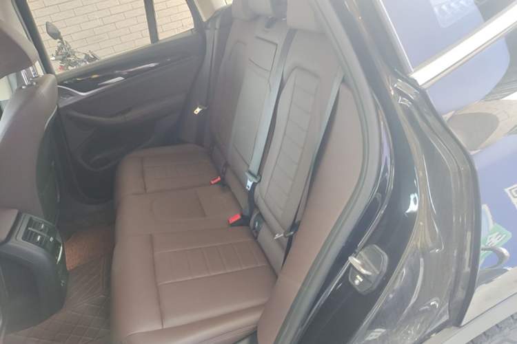 Used BMW X3 2020 xDrive25i Luxury Package Left Rear Seat