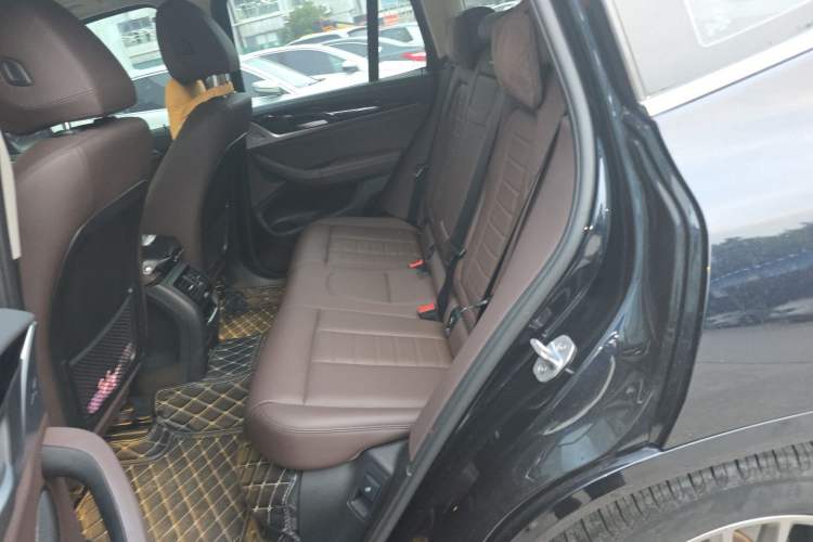 Used BMW X3 2020 xDrive25i M Sport Package Left Rear Seat