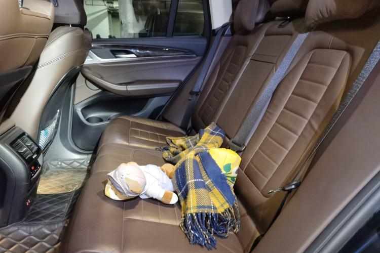 Used BMW X3 2020 xDrive30i Luxury Model with M Sport Package Left Rear Seat