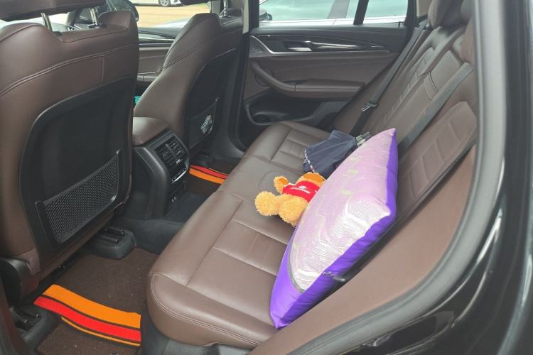 Used BMW X3 2020 xDrive30i Luxury Model with M Sport Package Left Rear Seat