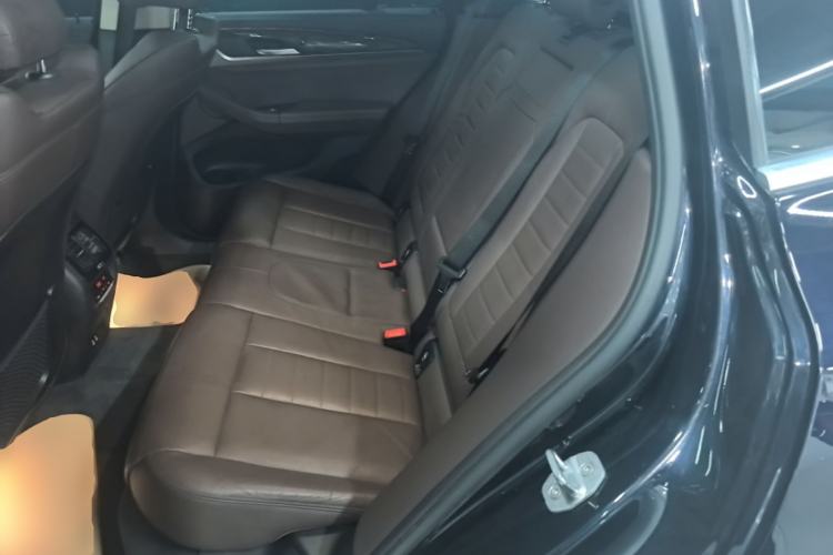 Used BMW X3 2020 xDrive30i Luxury Model with M Sport Package Left Rear Seat