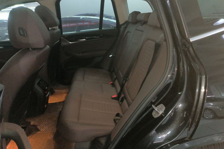 Used BMW X3 2020 xDrive25i M Sport Package Left Rear Seat