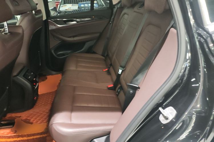Used BMW X3 2020 xDrive30i Luxury Model with M Sport Package Left Rear Seat