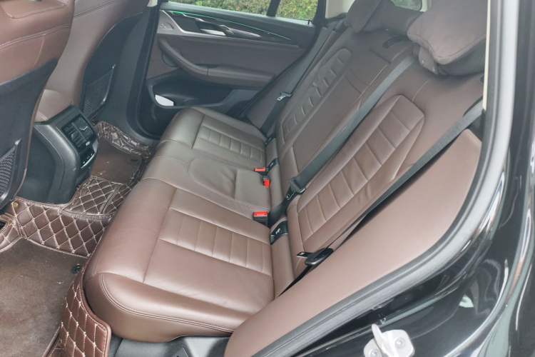 Used BMW X3 2020 xDrive30i Luxury Model with M Sport Package Left Rear Seat