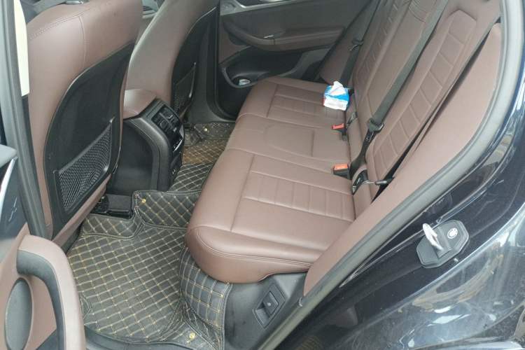 Used BMW X3 2020 xDrive25i M Sport Package Left Rear Seat