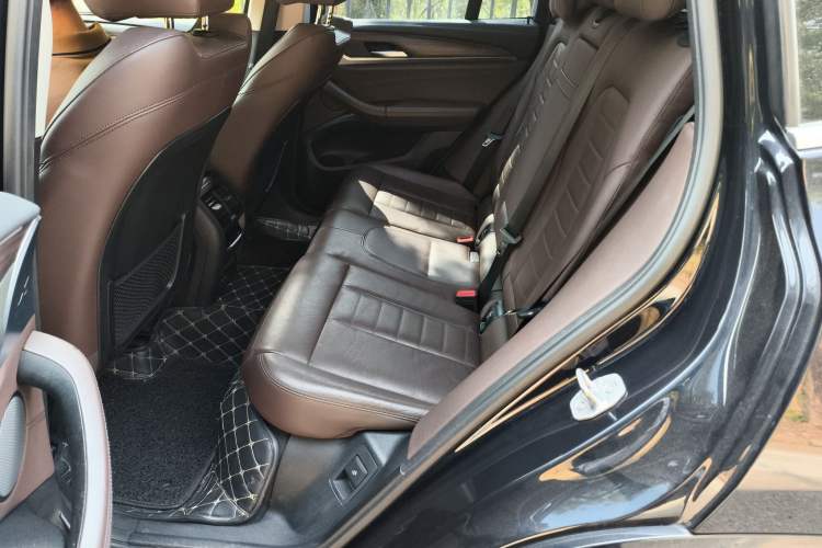 Used BMW X3 2020 xDrive28i M Sport Package Left Rear Seat