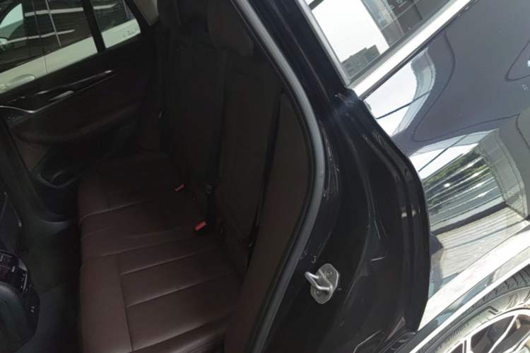 Used BMW X3 2020 xDrive30i Luxury Model with M Sport Package Left Rear Seat