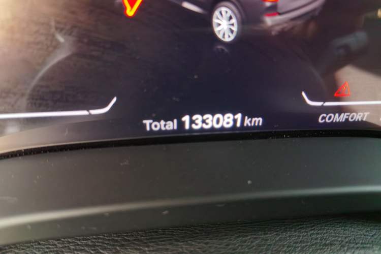 Used BMW X3 2020 xDrive28i M Sport Package Odometer Close Up