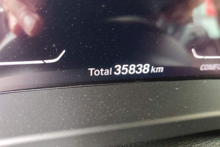 Used BMW X3 2020 xDrive28i M Sport Package Odometer Close Up