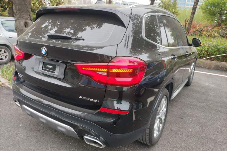 Used BMW X3 2020 xDrive25i Luxury Package Rear Right 45 Deg