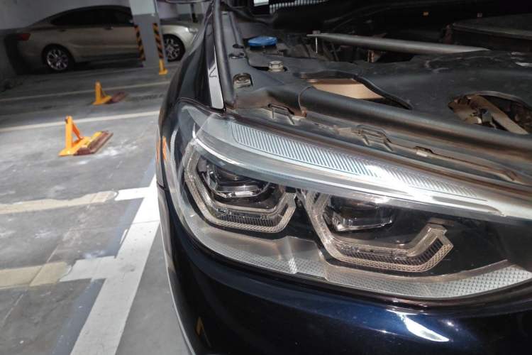 Used BMW X3 2020 xDrive25i M Sport Package Right Front Headlight