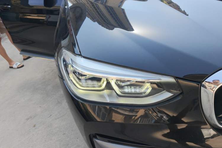 Used BMW X3 2020 xDrive25i Luxury Package Right Front Headlight