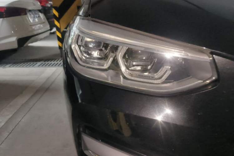 Used BMW X3 2020 xDrive28i Luxury Package Right Front Headlight