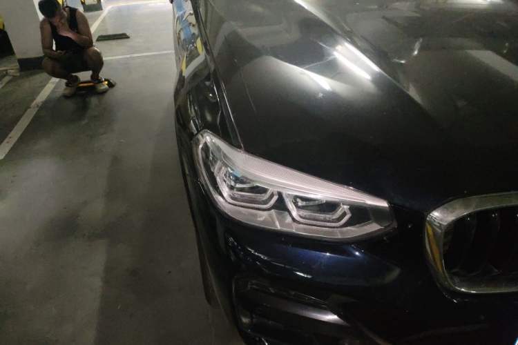 Used BMW X3 2020 xDrive30i Luxury Model with M Sport Package Right Front Headlight