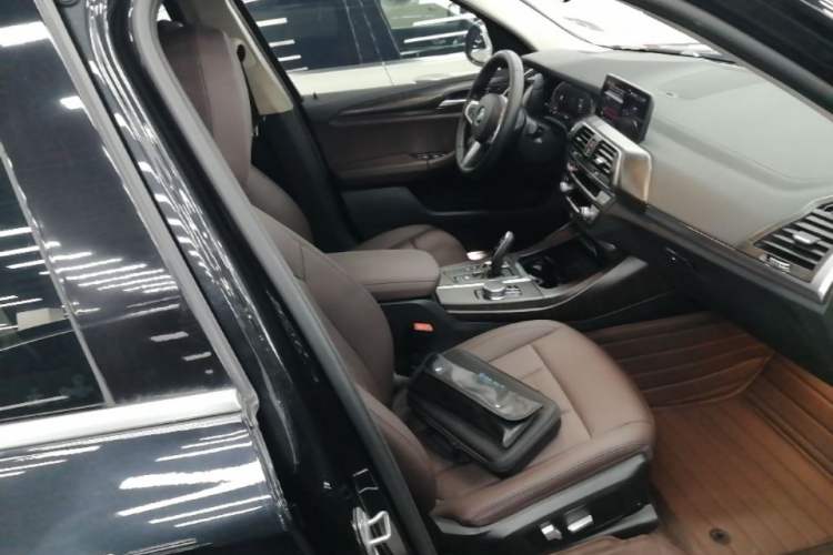 Used BMW X3 2020 xDrive25i M Sport Package Right Front Seat