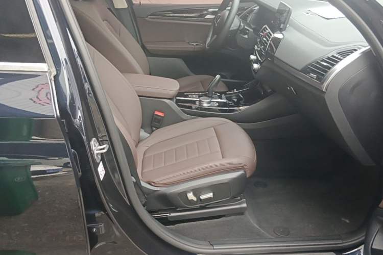 Used BMW X3 2020 xDrive25i M Sport Package Right Front Seat