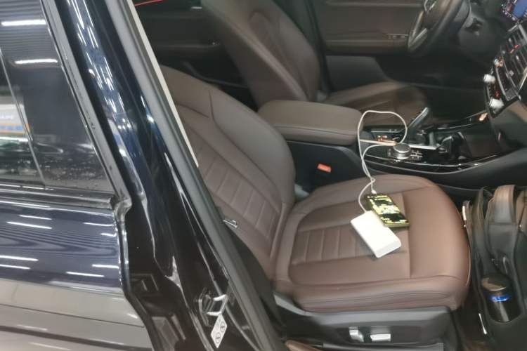 Used BMW X3 2020 xDrive25i M Sport Package Right Front Seat