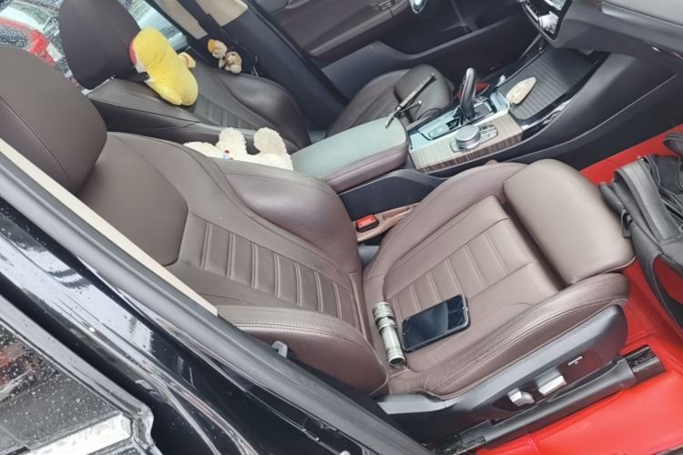 Used BMW X3 2020 xDrive28i Luxury Package Right Front Seat