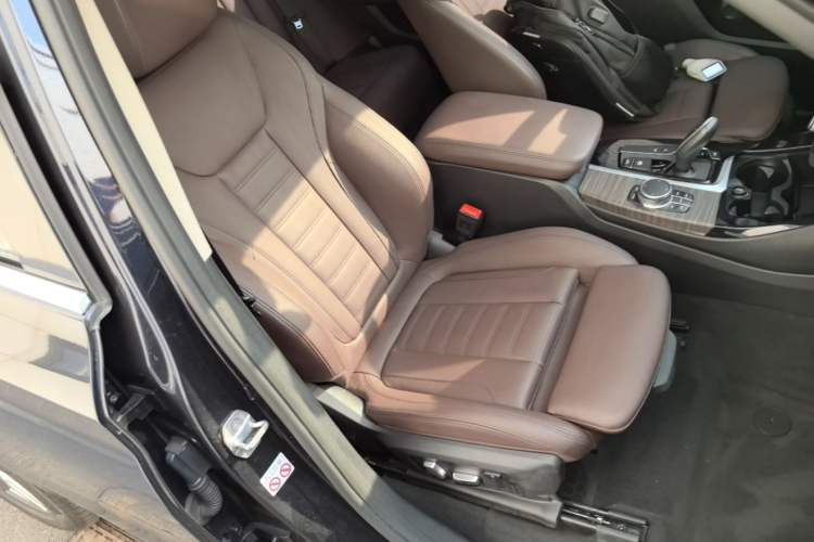 Used BMW X3 2020 xDrive28i M Sport Package Right Front Seat