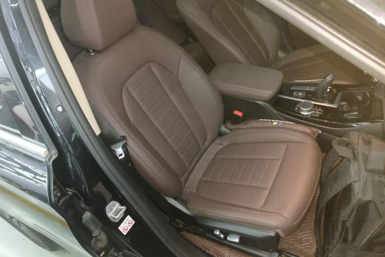 Used BMW X3 2020 xDrive25i M Sport Package Right Front Seat