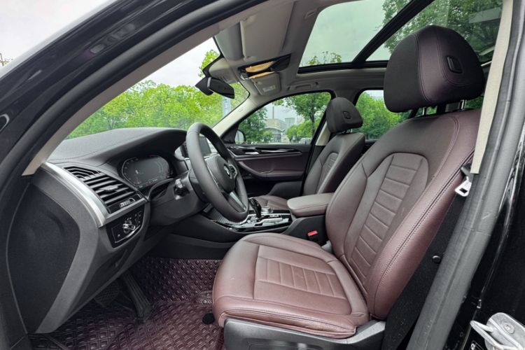 Used BMW X3 2020 xDrive25i M Sport Package Right Front Seat