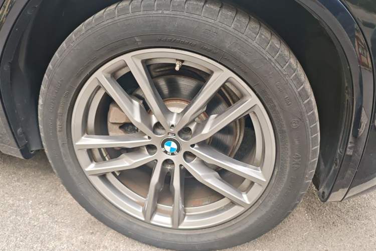 Used BMW X3 2020 xDrive28i M Sport Package Right Front Wheel Hub