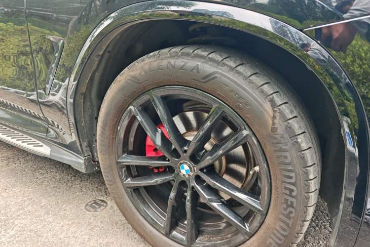Used BMW X3 2020 xDrive28i M Sport Package Right Front Wheel Hub