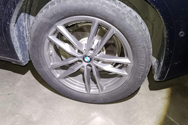 Used BMW X3 2020 xDrive28i M Sport Package Right Front Wheel Hub