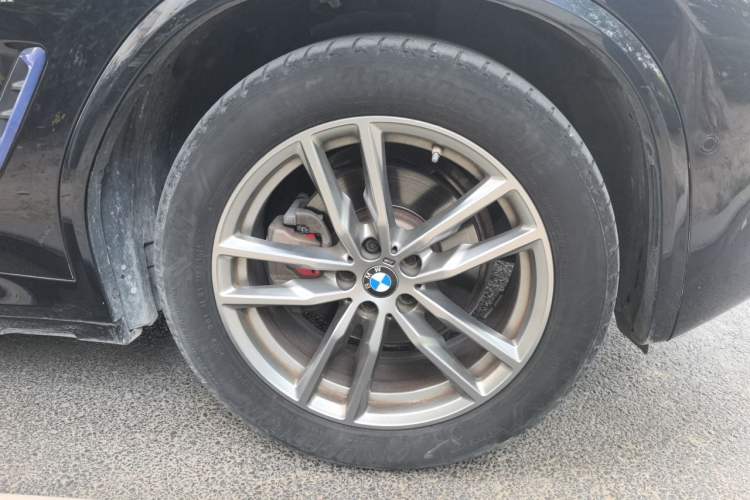 Used BMW X3 2020 xDrive28i M Sport Package Right Front Wheel Hub