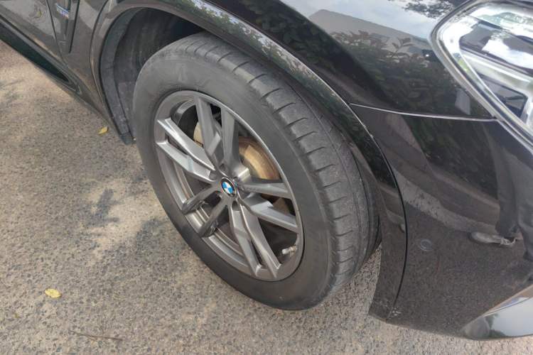 Used BMW X3 2020 xDrive28i M Sport Package Right Front Wheel Hub