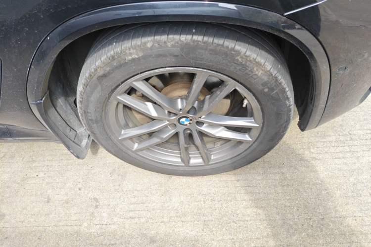 Used BMW X3 2020 xDrive28i M Sport Package Right Front Wheel Hub