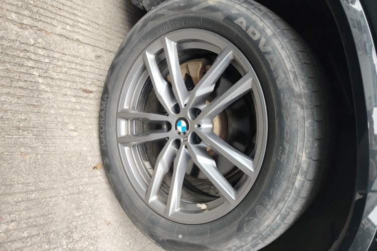 Used BMW X3 2020 xDrive28i M Sport Package Right Front Wheel Hub