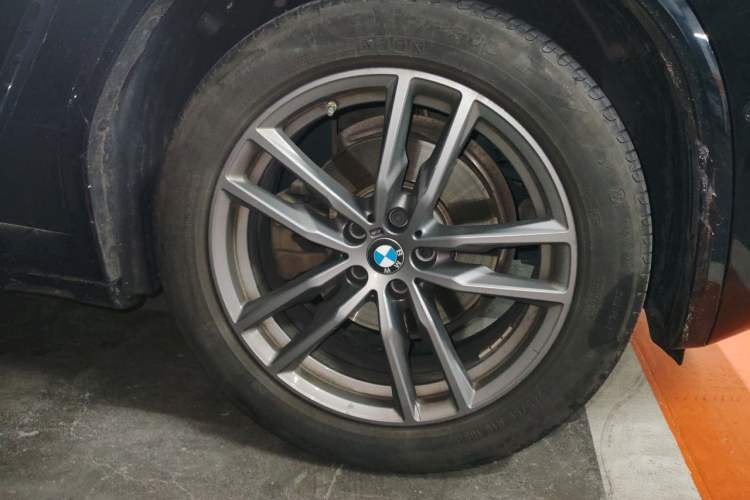 Used BMW X3 2020 xDrive28i M Sport Package Right Front Wheel Hub