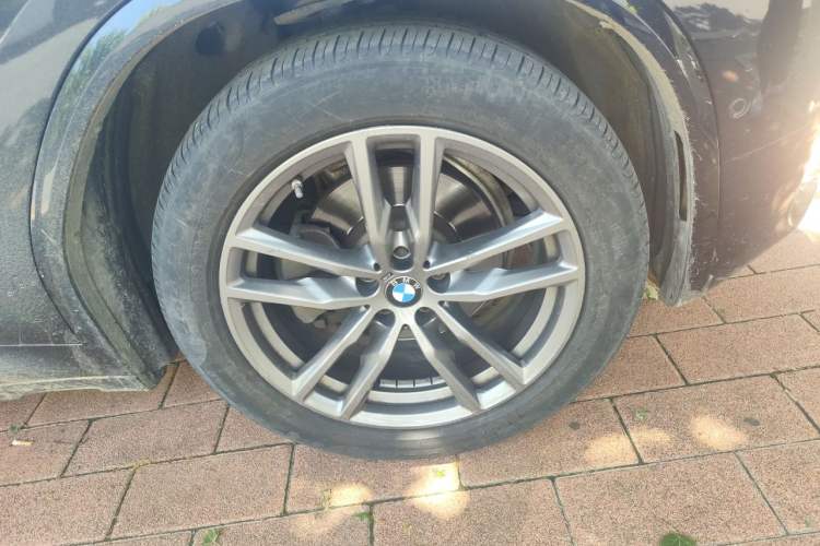 Used BMW X3 2020 xDrive28i M Sport Package Right Front Wheel Hub