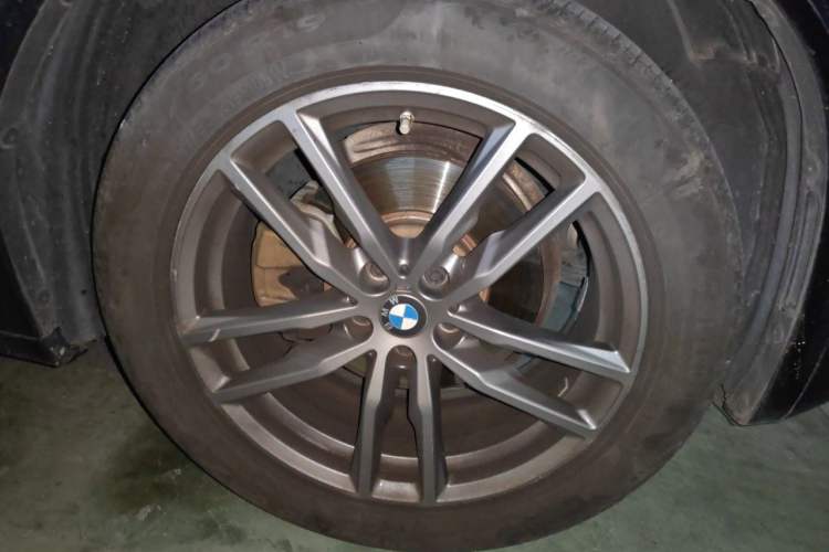 Used BMW X3 2020 xDrive28i M Sport Package Right Front Wheel Hub