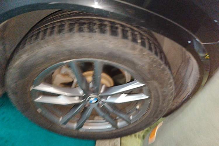 Used BMW X3 2020 xDrive28i M Sport Package Right Front Wheel Hub