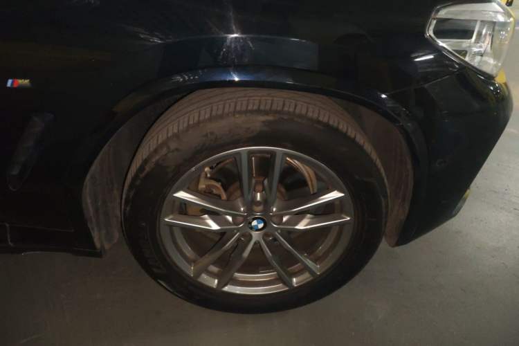 Used BMW X3 2020 xDrive28i M Sport Package Right Front Wheel Hub