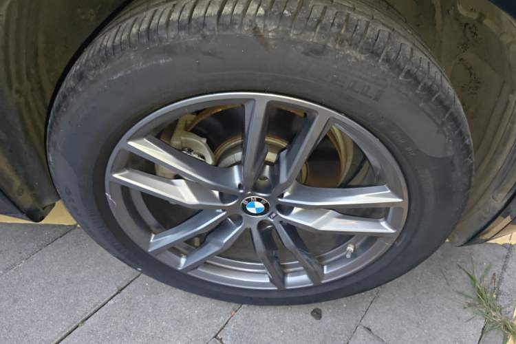 Used BMW X3 2020 xDrive25i M Sport Package Right Front Wheel Hub