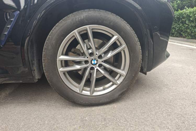 Used BMW X3 2020 xDrive28i M Sport Package Right Front Wheel Hub