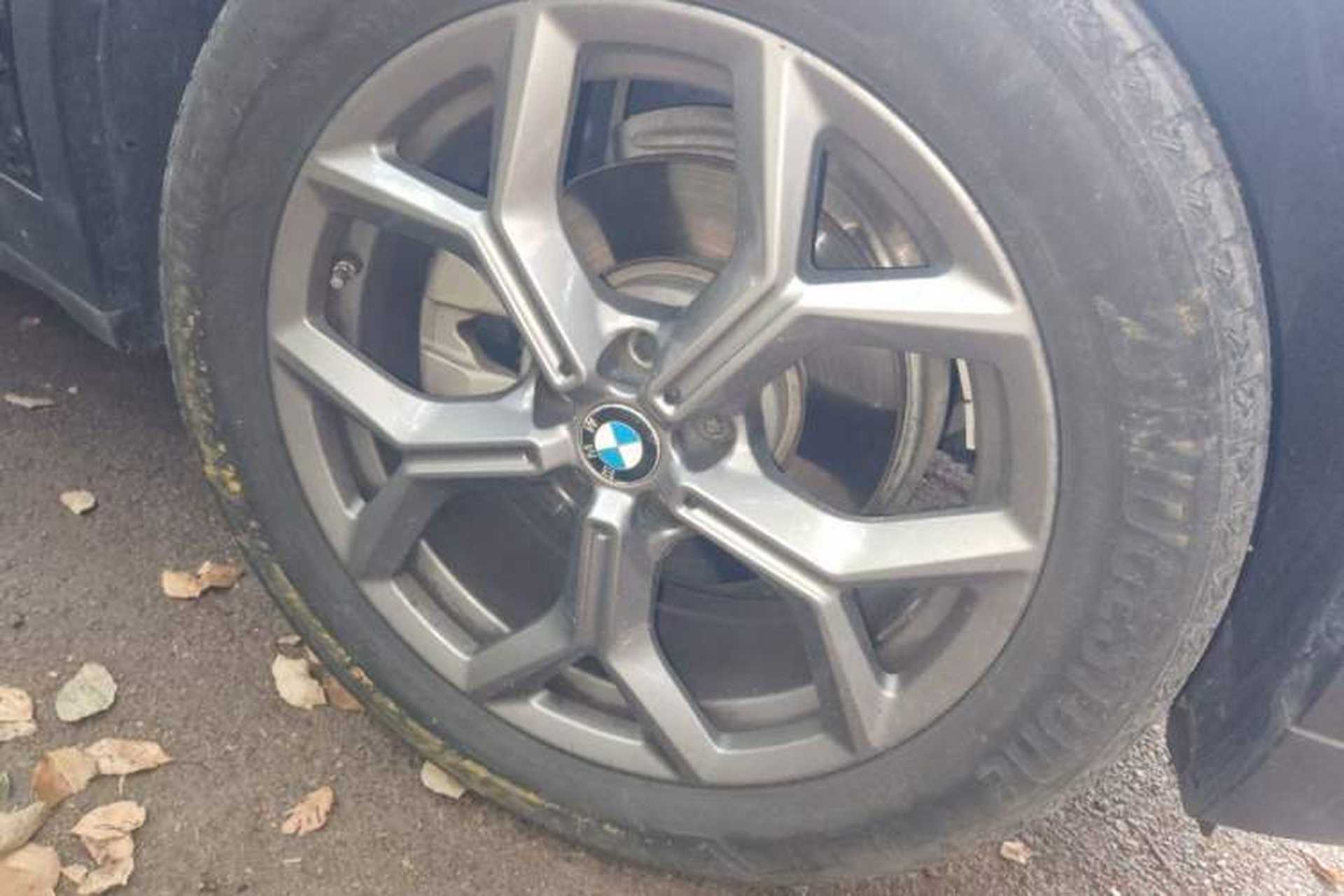 Used BMW X3 2020 xDrive28i Luxury Package Right Front Wheel Hub