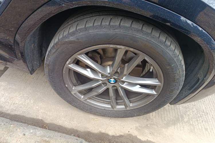 Used BMW X3 2020 xDrive25i M Sport Package Right Front Wheel Hub